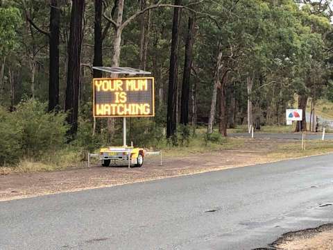 Traffic advice sign